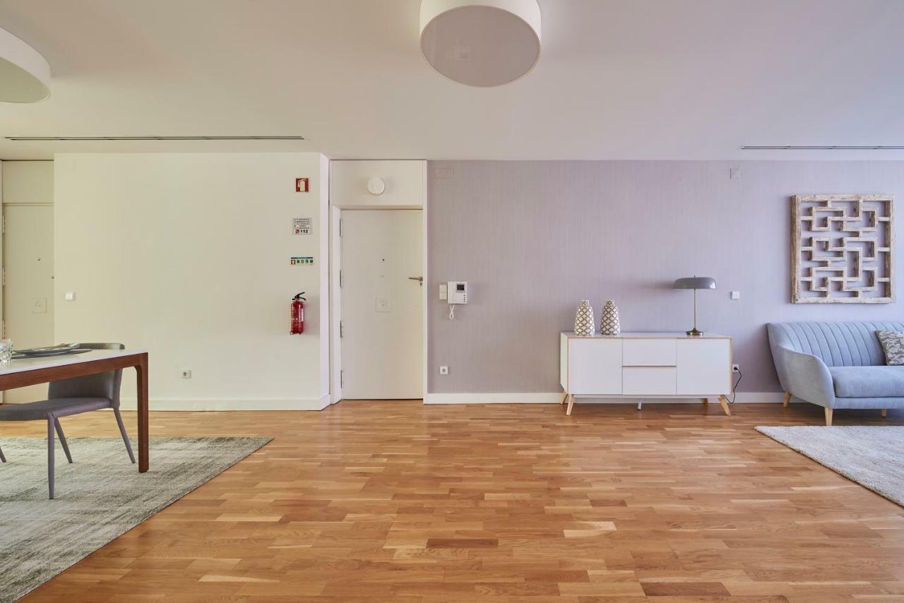 Luxury Apartment In The Most Privileged ליסבון מראה חיצוני תמונה